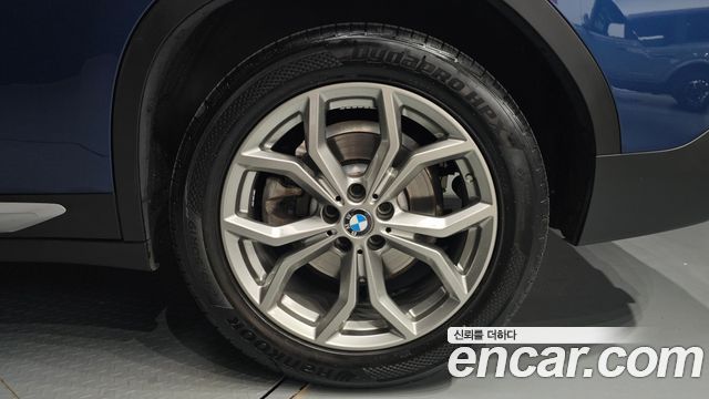 BMW X4 (G02) xDrive20i xLine 2021 — фото 21