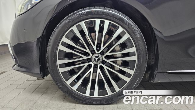 Mercedes-Benz S-Class (W223) S580L 4MATIC 2021 — фото 5