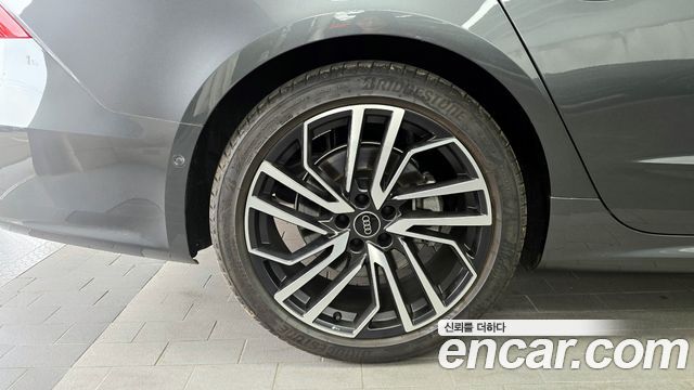 Audi A7 (4K) 55 TFSI Quattro Premium 2024 — фото 5