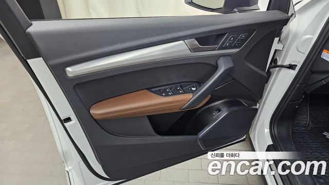 Audi Q5 (FY) 50 TDI Quattro Premium 2020 — фото 24
