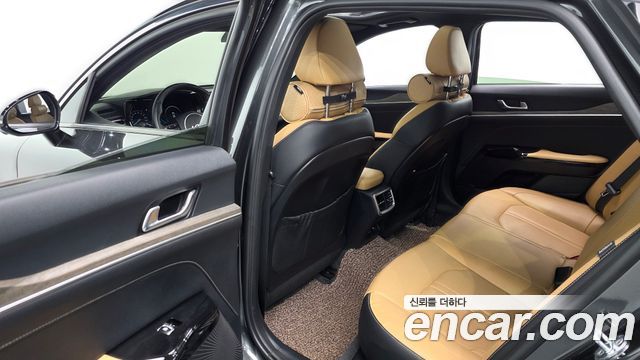 Kia K5 (III) 1.6 Turbo Noblesse 2022 — фото 15