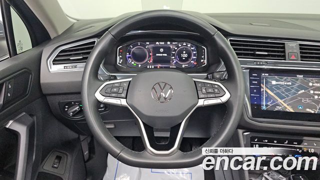 Volkswagen Tiguan (II) 2.0 TDI Prestige 2024 — фото 17
