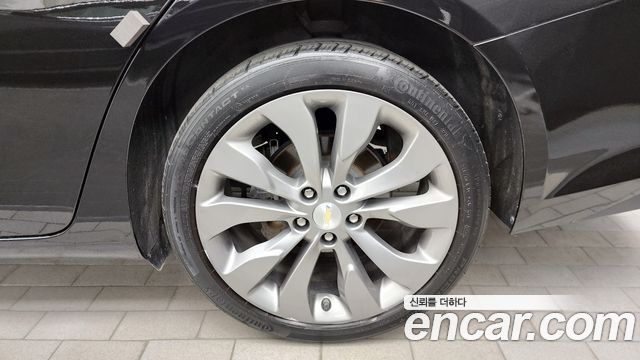 Chevrolet Malibu 2.0 Turbo LT Special 2019 — фото 21