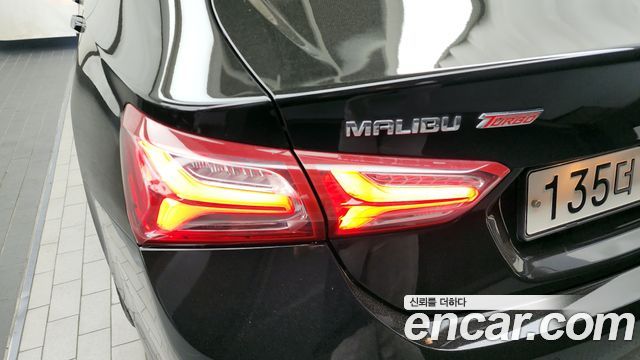 Chevrolet Malibu 2.0 Turbo LT Special 2019 — фото 23