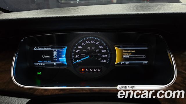 Ford Taurus 2.0 Limited EcoBoost 6th 2017 — фото 8