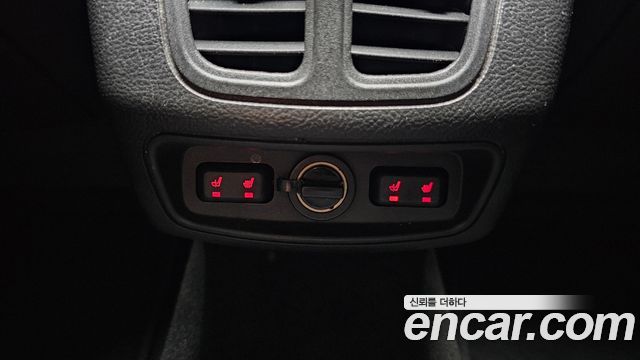 Ford Taurus 2.0 Limited EcoBoost 6th 2017 — фото 20