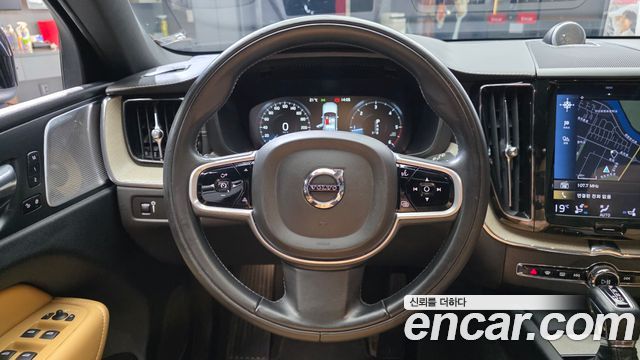 Volvo XC60 (II) D5 Inscription 2018 — фото 13