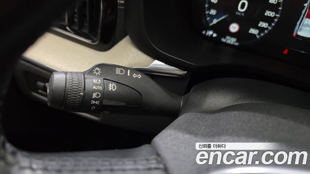 Volvo XC60 (II) D5 Inscription 2018 — фото 20