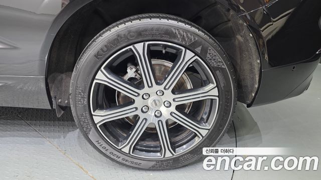 Volvo XC60 (II) D5 Inscription 2018 — фото 21