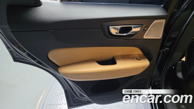 Volvo XC60 (II) D5 Inscription 2018 — фото 25
