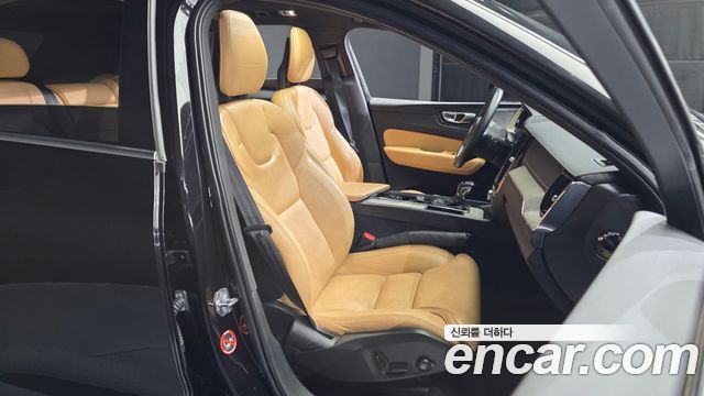 Volvo XC60 (II) D5 Inscription 2018 — фото 26
