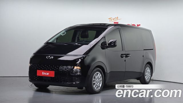 Hyundai Staria 4WD Tourer 9-Seater Modern
