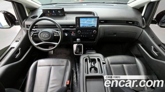 Hyundai Staria 4WD Tourer 9-Seater Modern 2022 — фото 7