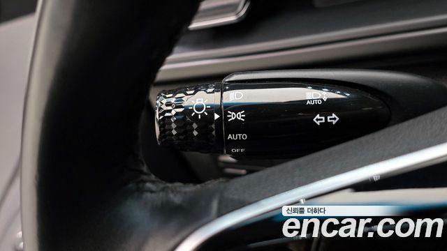 Hyundai Staria 4WD Tourer 9-Seater Modern 2022 — фото 16