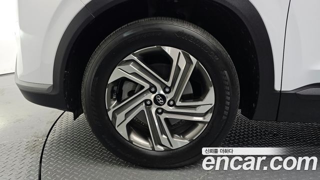 Hyundai Santa Fe Diesel 2.2 2WD Prestige 2021 — фото 5