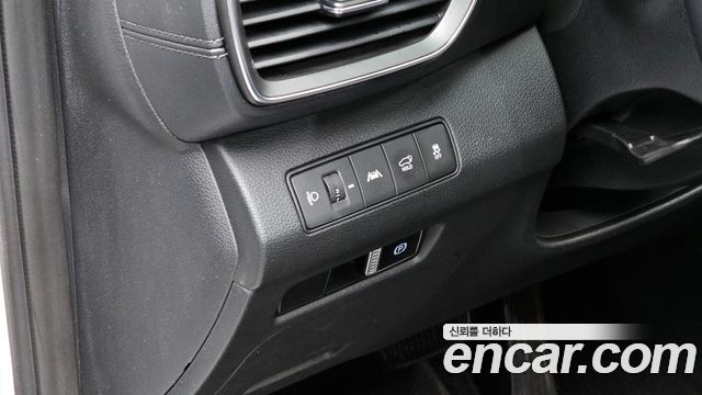 Hyundai Santa Fe Diesel 2.2 2WD Prestige 2021 — фото 14