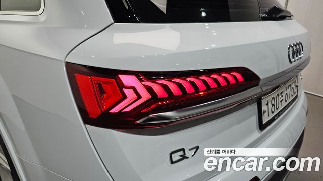 Audi Q7 (4M) 45 TDI Quattro 2020 — фото 23