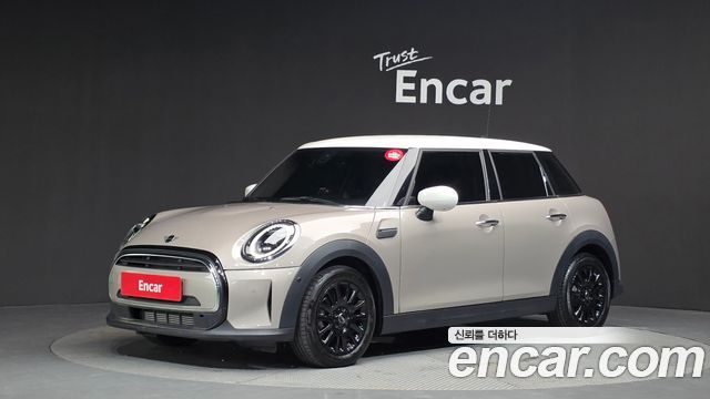 MINI Cooper 5Door Classic Third Generation