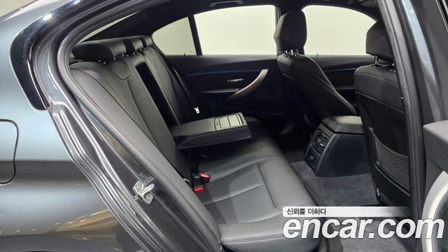 BMW 3 Series (F30) 320i M Sport 2016 — фото 12