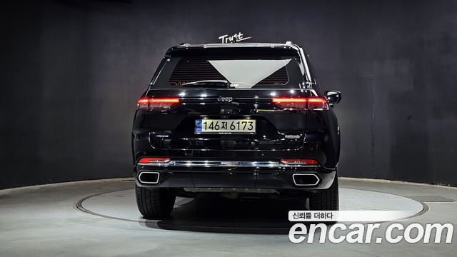 Jeep Grand Cherokee (WL) 3.6 Overland 2023 — фото 4