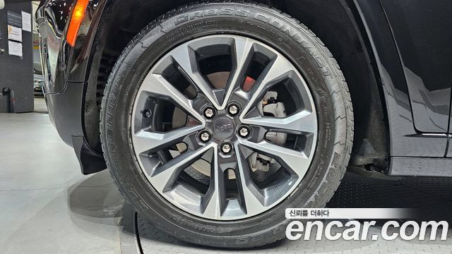 Jeep Grand Cherokee (WL) 3.6 Overland 2023 — фото 5