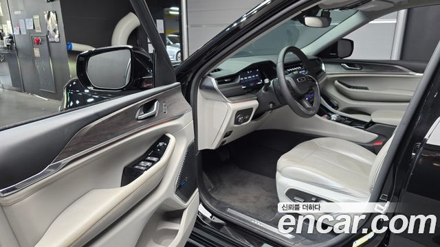 Jeep Grand Cherokee (WL) 3.6 Overland 2023 — фото 10