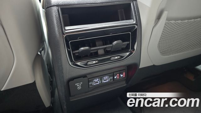 Jeep Grand Cherokee (WL) 3.6 Overland 2023 — фото 19