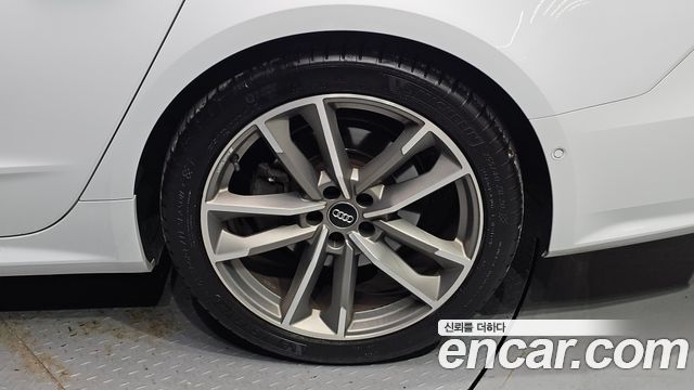 Audi A7 (4K) 50 TDI Quattrp Premium 2020 — фото 21