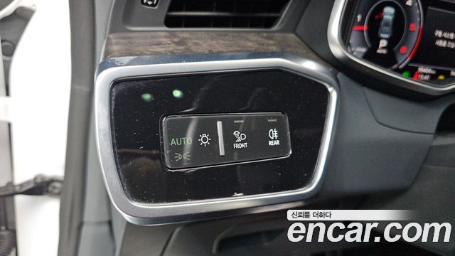 Audi A7 (4K) 50 TDI Quattrp Premium 2020 — фото 32