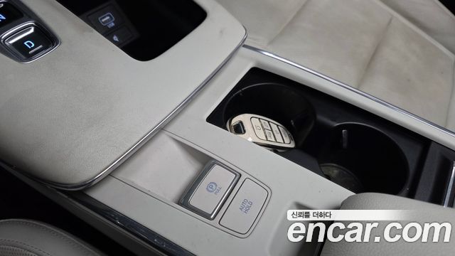 Hyundai Grandeur Hybrid (IG) Le Blanc 2023 — фото 28