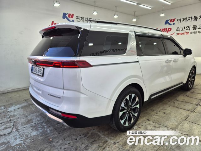Kia Carnival (IV) Diesel 7-Seater Signature 2021 — фото 4