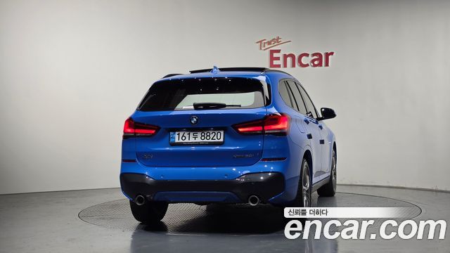 BMW X1 (F48) xDrive 20i M Sport 2021 — фото 4