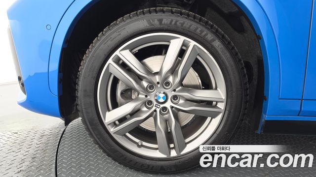 BMW X1 (F48) xDrive 20i M Sport 2021 — фото 5