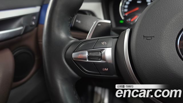 BMW X1 (F48) xDrive 20i M Sport 2021 — фото 16