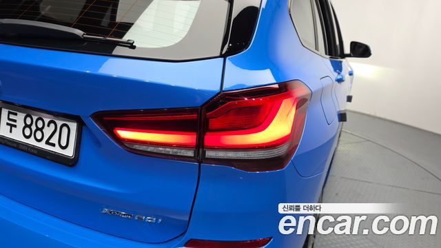 BMW X1 (F48) xDrive 20i M Sport 2021 — фото 23