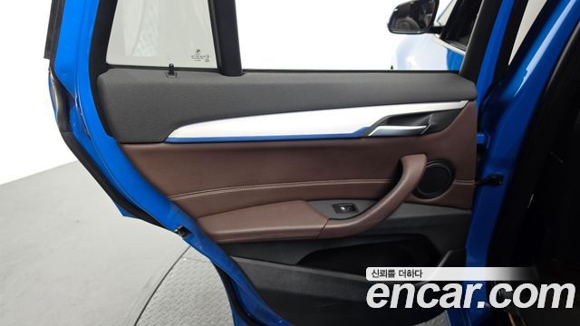 BMW X1 (F48) xDrive 20i M Sport 2021 — фото 25