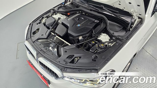 BMW 5 Series (G30) 530i xDrive M Sport Package Plus 2017 — фото 6