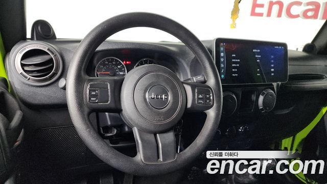 Jeep Wrangler (JK) 3.6 Sport 2Door 2013 — фото 20