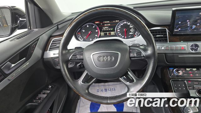 Audi A8 60 TDI Quattro D4 2015 — фото 13