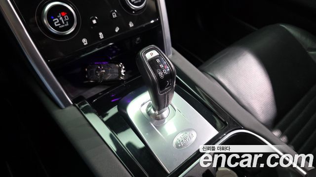 Land Rover Discovery Sport (II) P250 SE 2021 — фото 9