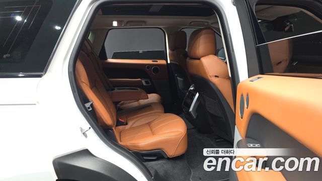 Land Rover Range Rover Sport (II) 3.0 SDV6 HSE Dynamic 2017 — фото 12