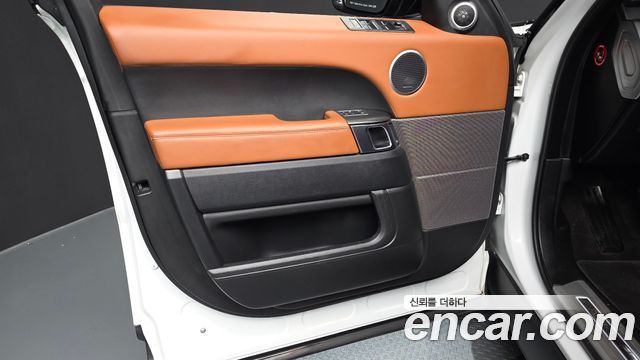 Land Rover Range Rover Sport (II) 3.0 SDV6 HSE Dynamic 2017 — фото 24