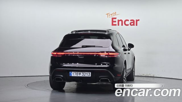 Porsche Macan 2.0 95B 2024 — фото 4