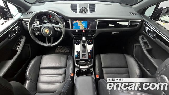 Porsche Macan 2.0 95B 2024 — фото 7