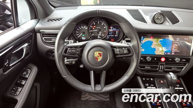 Porsche Macan 2.0 95B 2024 — фото 13