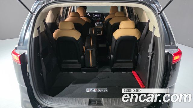 Kia Carnival (IV) Diesel 11-Seater Prestige 2023 — фото 28