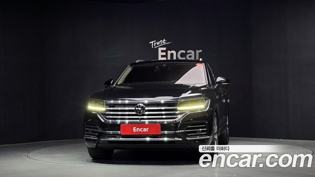 Volkswagen Touareg (III) 3.0 TDI Prestige 2021 — фото 3