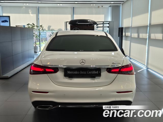 Mercedes-Benz E-Class (W213) E220d 4MATIC AMG Line 2021 — фото 4