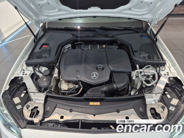 Mercedes-Benz E-Class (W213) E220d 4MATIC AMG Line 2021 — фото 8