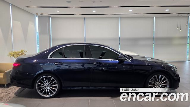 Mercedes-Benz E-Class (W213) E350 4MATIC AMG Line 2022 — фото 4